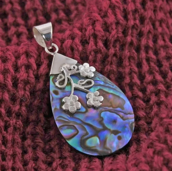 Abalone Pendant & Ring Set In 925 Sterling Silver. - Picture 9 of 9